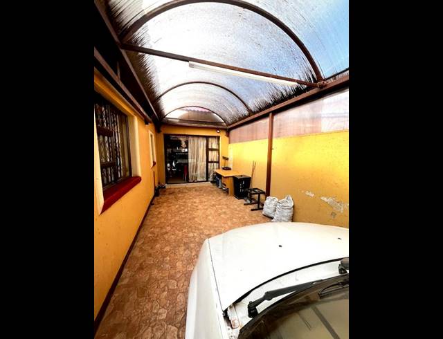 2 BEDROOM HOUSE FOR SALE IN GLEN RIDGE